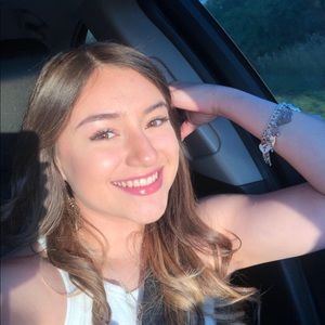 Meet your Posher, Jada